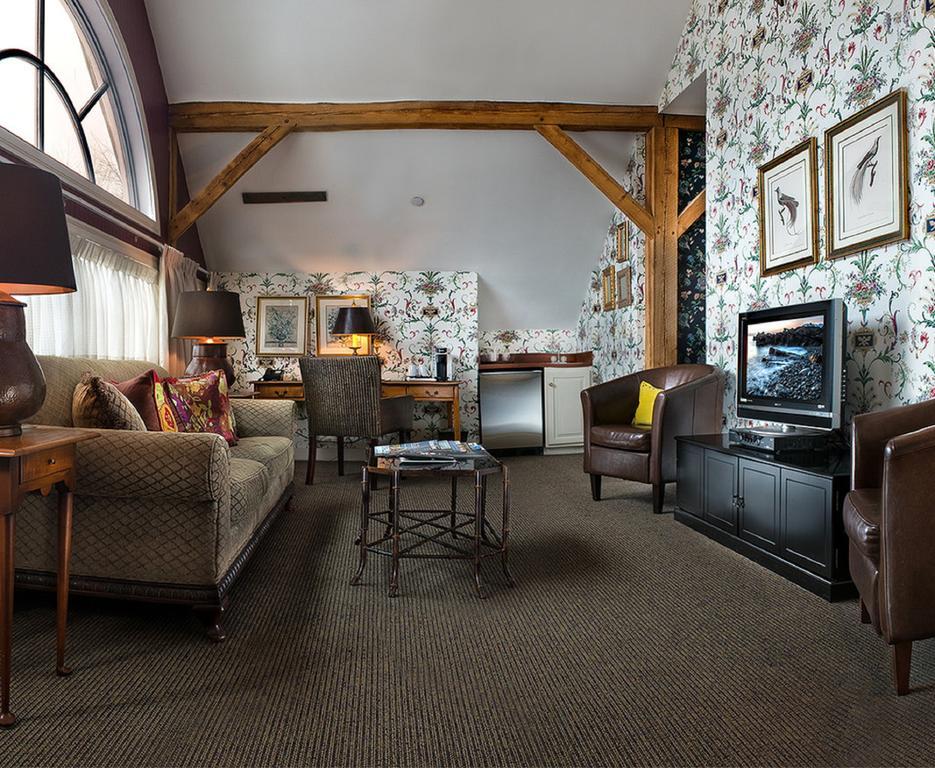 Bedford Village Inn Zewnętrze zdjęcie